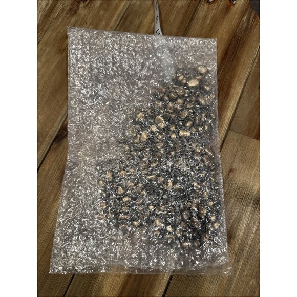 Chicos Olive Green Matte Gold Tone 23" Long Bead Statement Necklace NEW - Picture 12 of 13